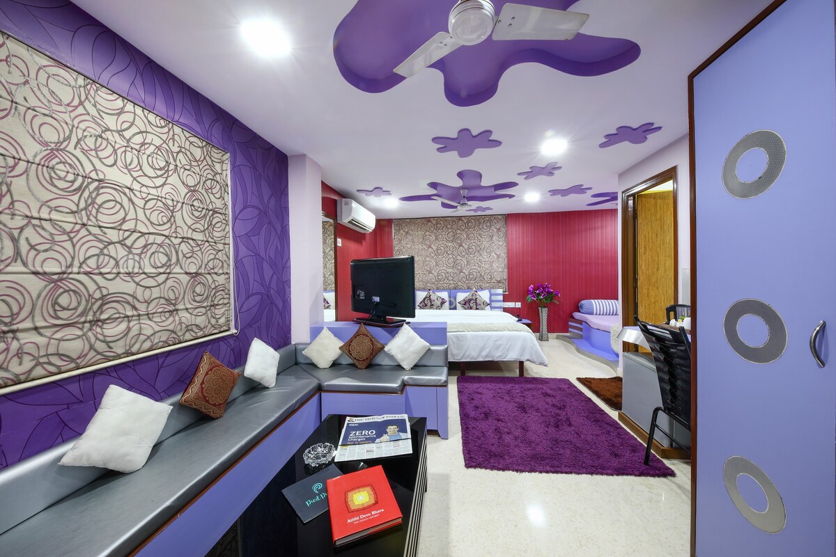 "Suite room in Narayani Enclave"