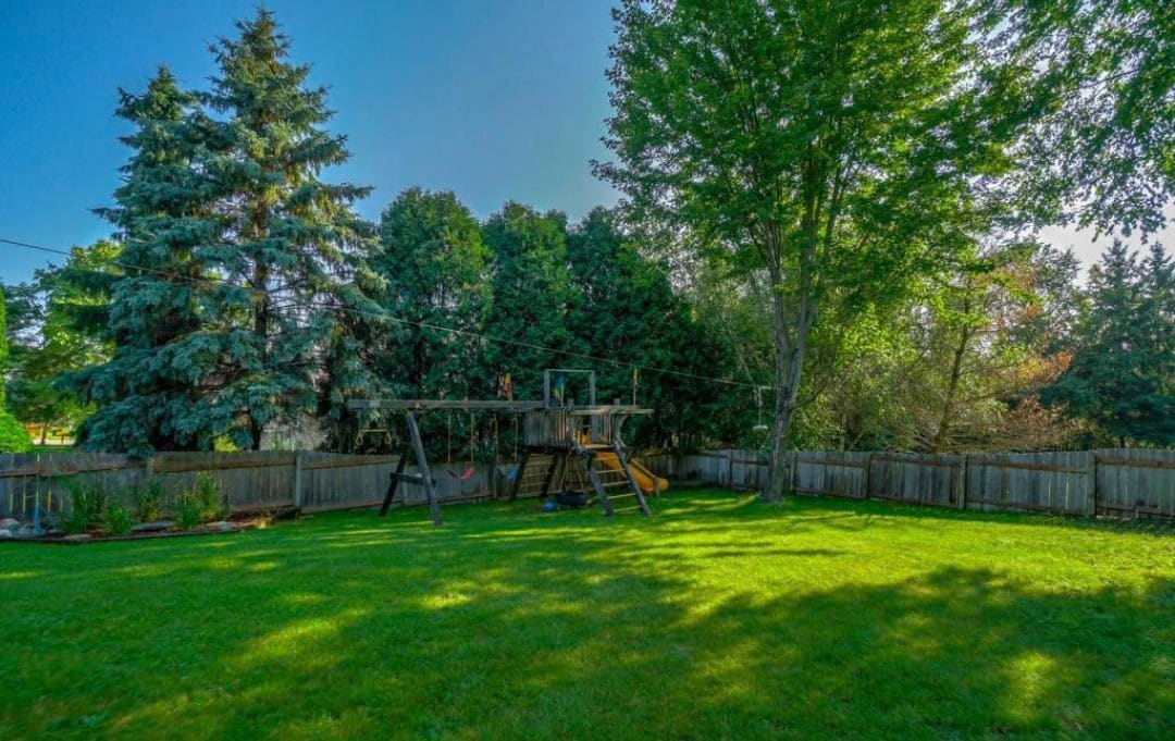 Family Friendly Saint Paul 
Home