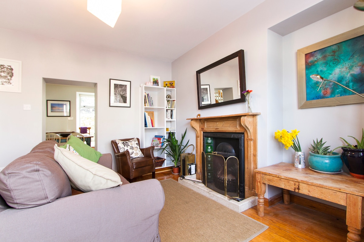 No 14 -A Cosy Townhouse in Westport - New Kitchen