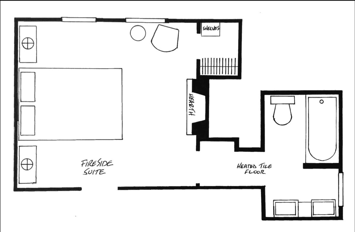 Three Oaks Inn, Fireside Suite