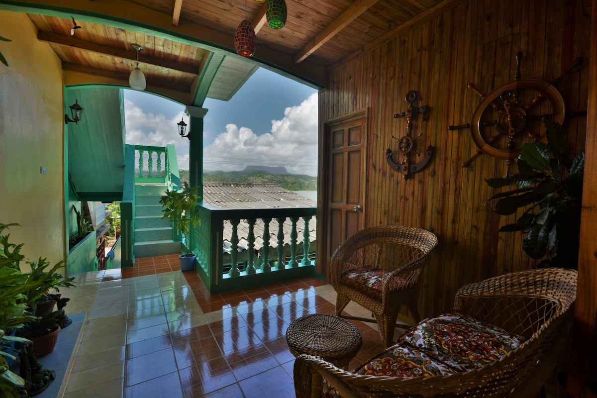 CASA-LAMARINA SraTARCY #1 Sea and yunque view