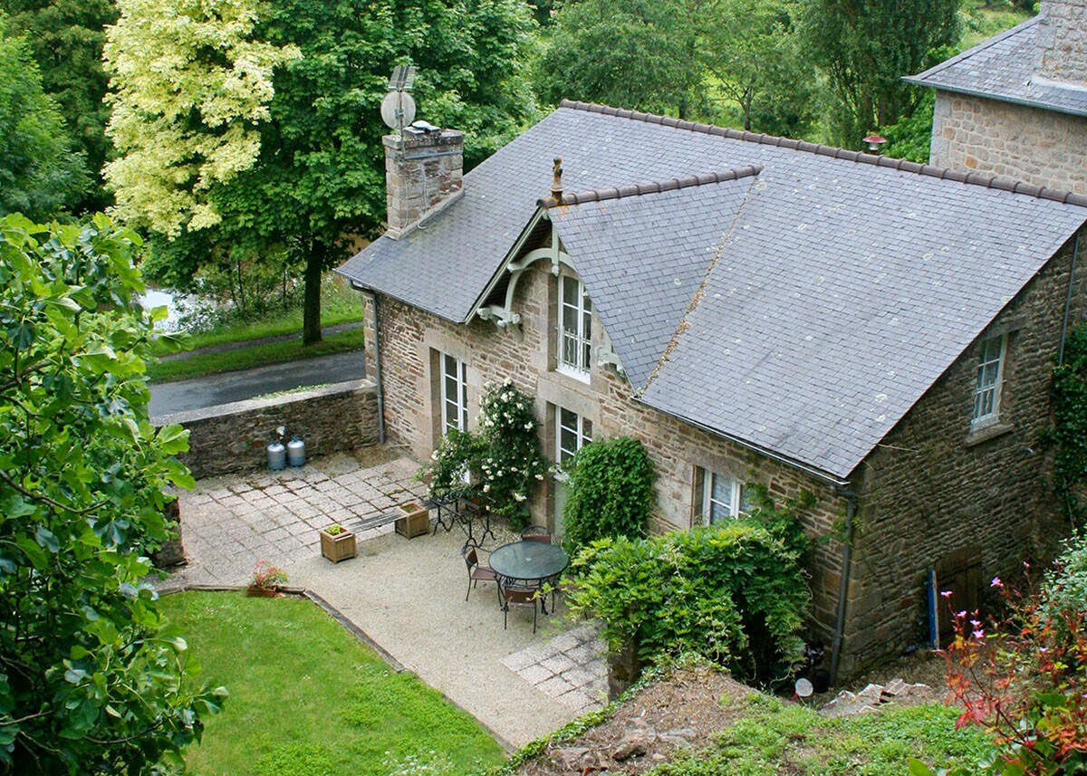 Le Pintadeau小屋- Dinan ，河滨小屋