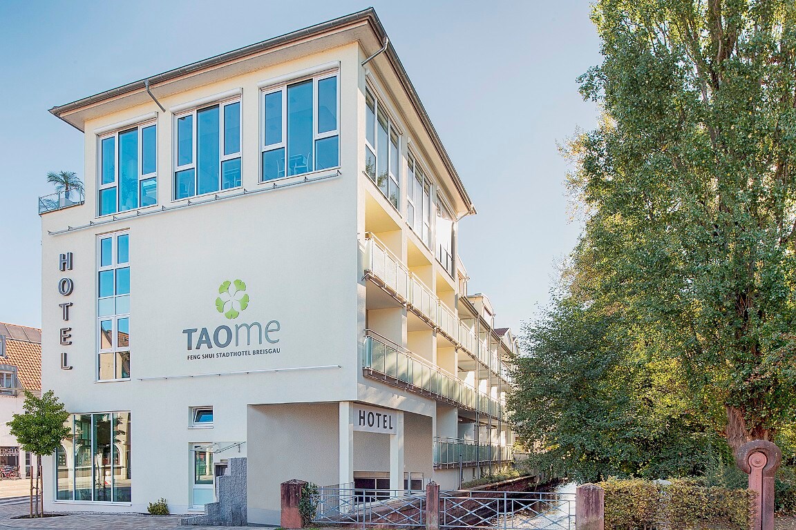 TAOme Feng Shui Stadthotel Breisgau ， （ Emmendingen ） ，带loggia的舒适公寓， 29平方米，最多可住3人