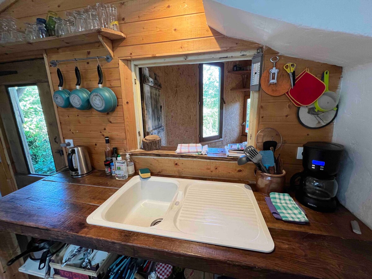 Cabane dans les bois