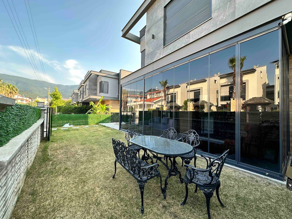 Kusadasi Guzelcamli Holiday Home