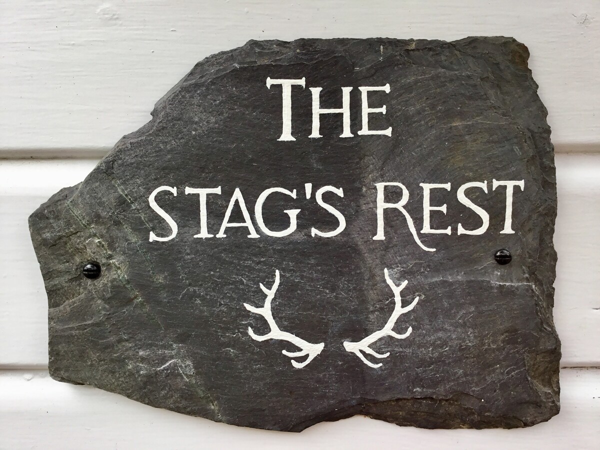 The Stag 's Rest at Drumdewan Farmhouse, Dull.