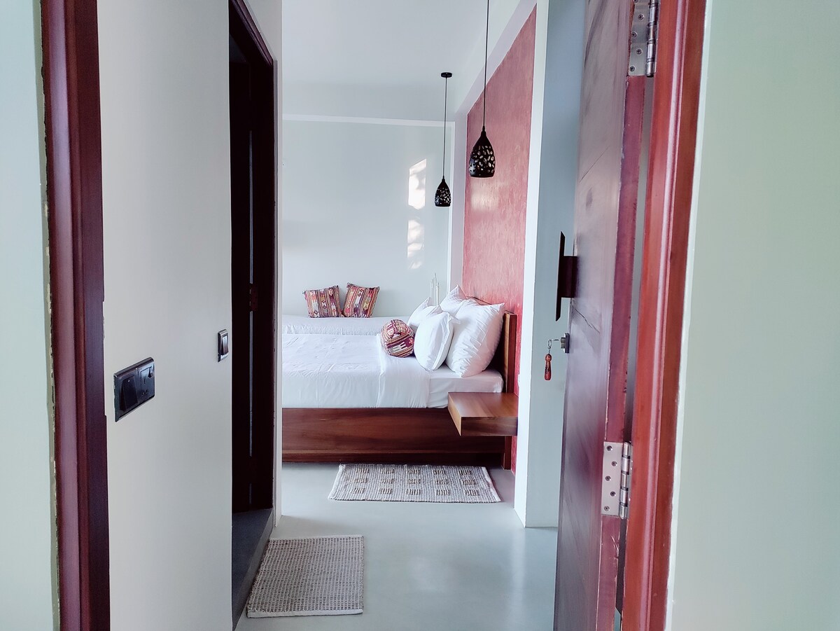 Luxury Kingsize Triple with en-suite bedroom.