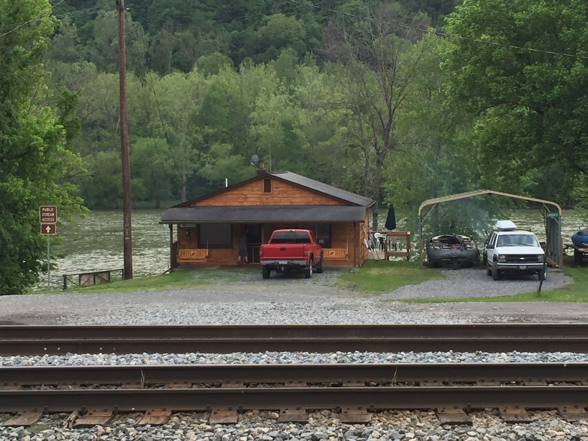 Mample 's Place Meadow Creek WV New River Get Away