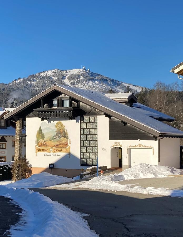 Pension Bergblick (Bayerisch Eisenstein), Einzelzimmer mit Balkon mit wunderschöner Aussicht