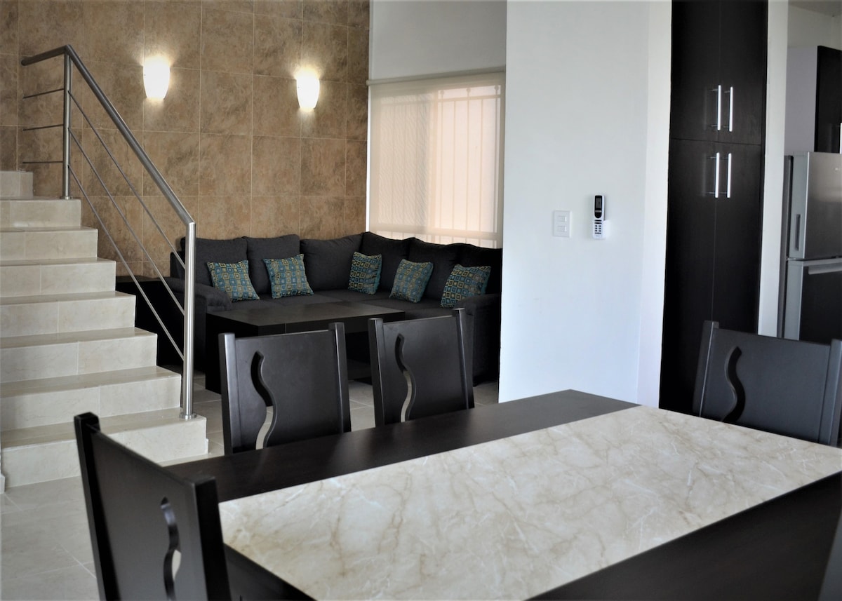 Modern and luxurious house, excellent location (3)