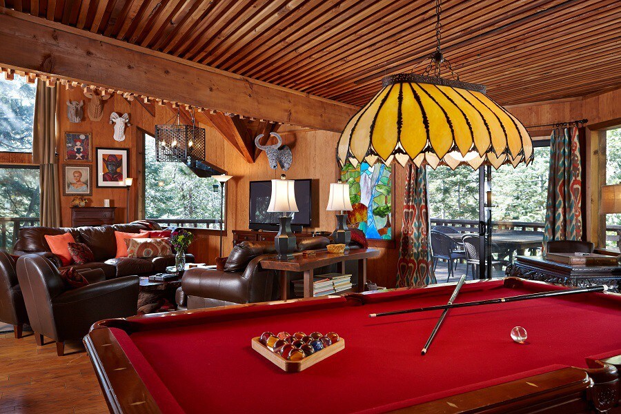 Lily Rock Lodge ：景观、热水浴缸和台球桌！