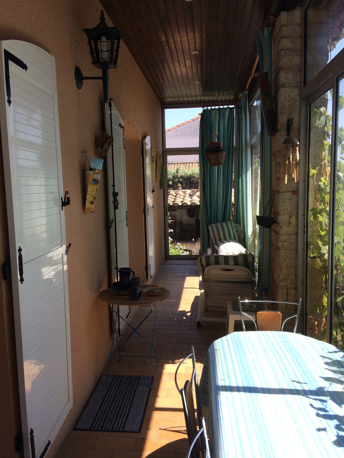 Spacious house for 8 persons near Montpellier