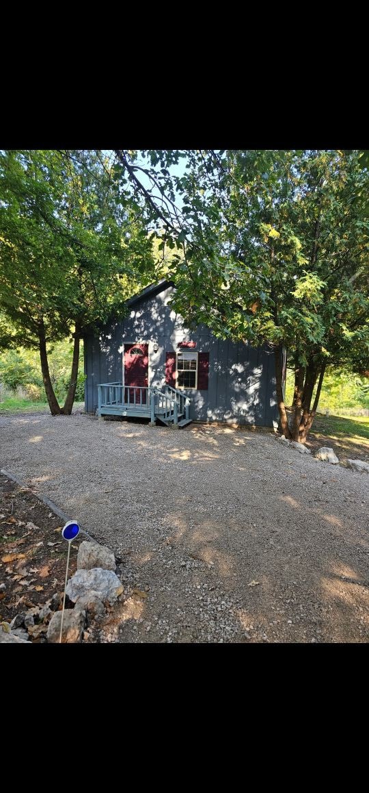 River Rail Retreats Blue Cabin at Palisades