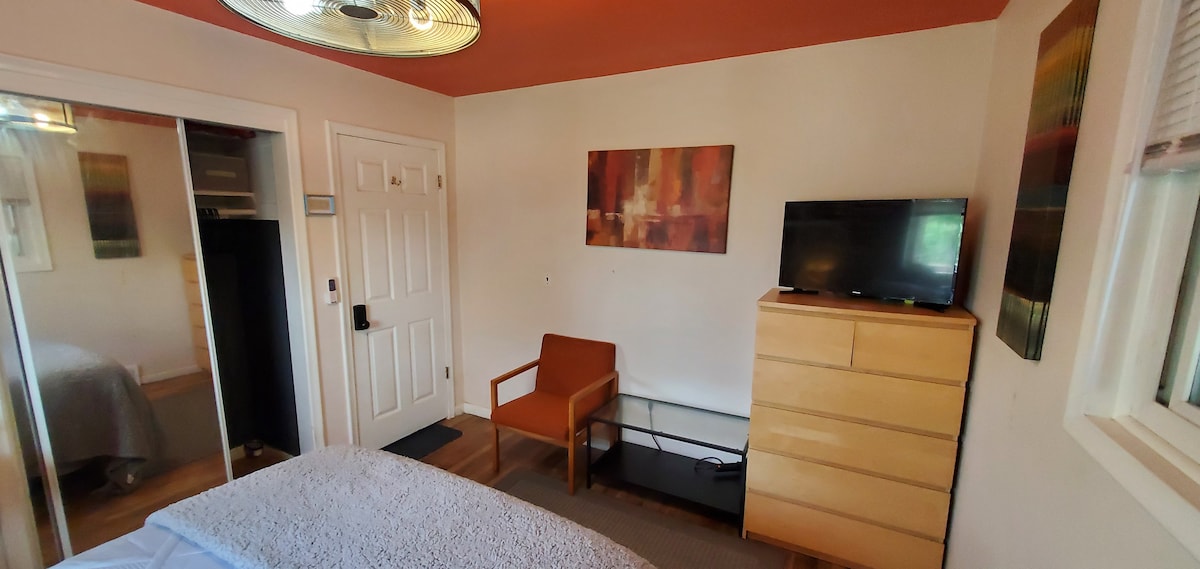 共用米尔福德房屋的独立房间：橙色房间