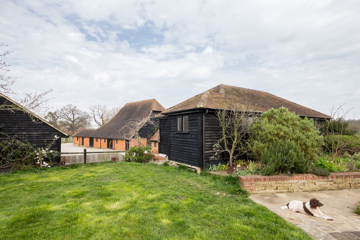 Keeper 's Lodge, Ockham Surrey ，安静的农场位置