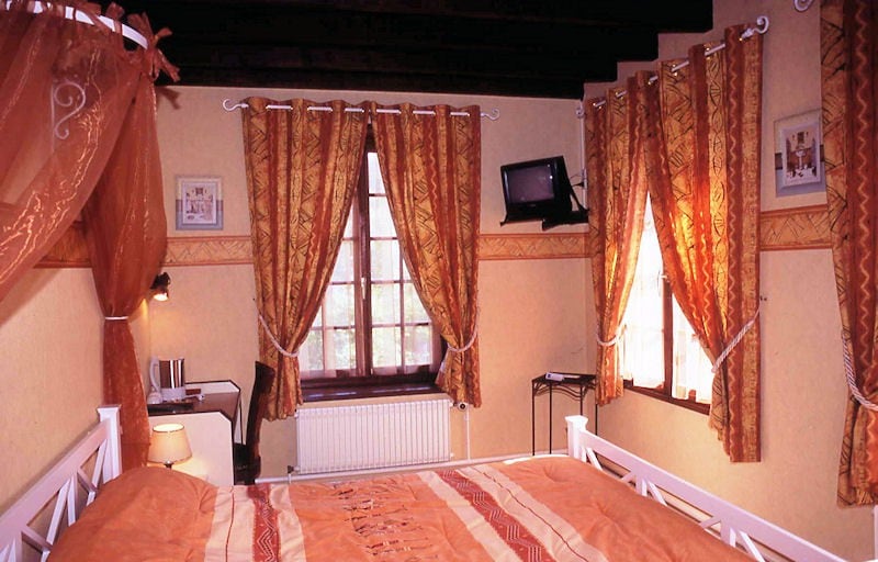 CHAMBRE D'HOTE  AU MOULIN D'ECLARON