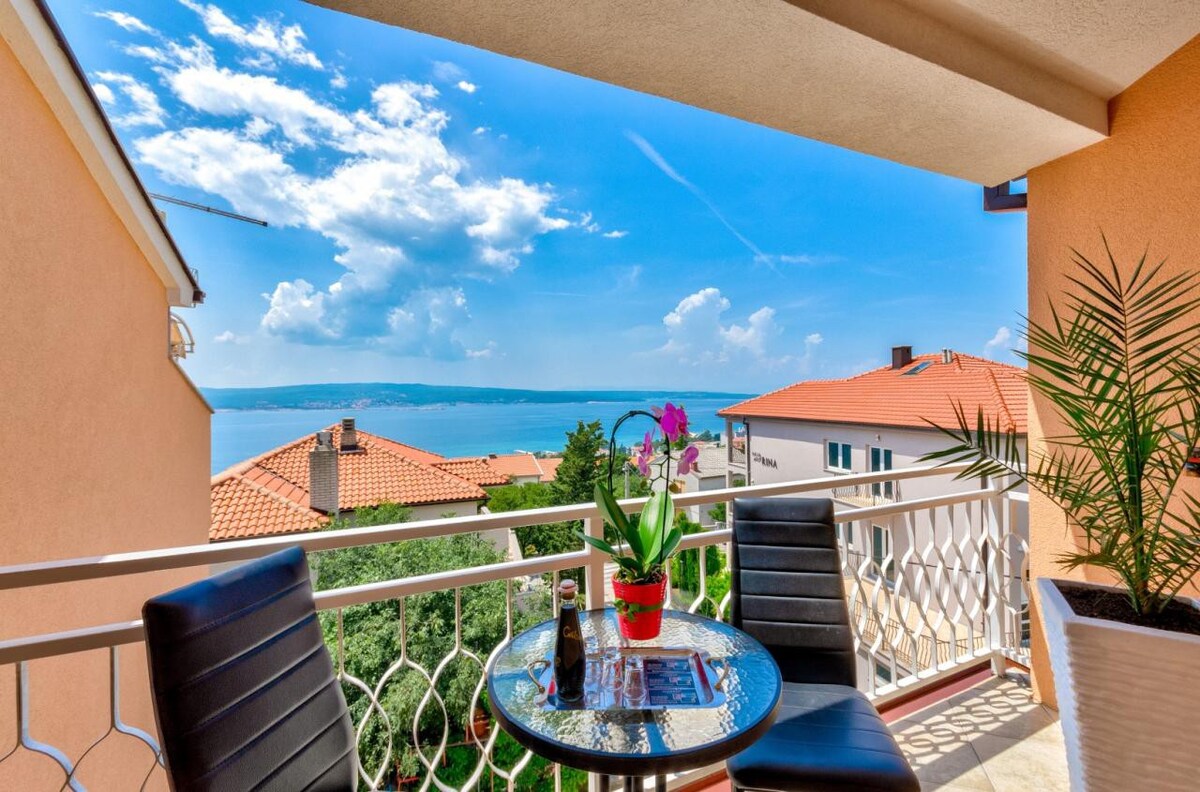 Modern holiday apartment in Crikvenica,  sea view