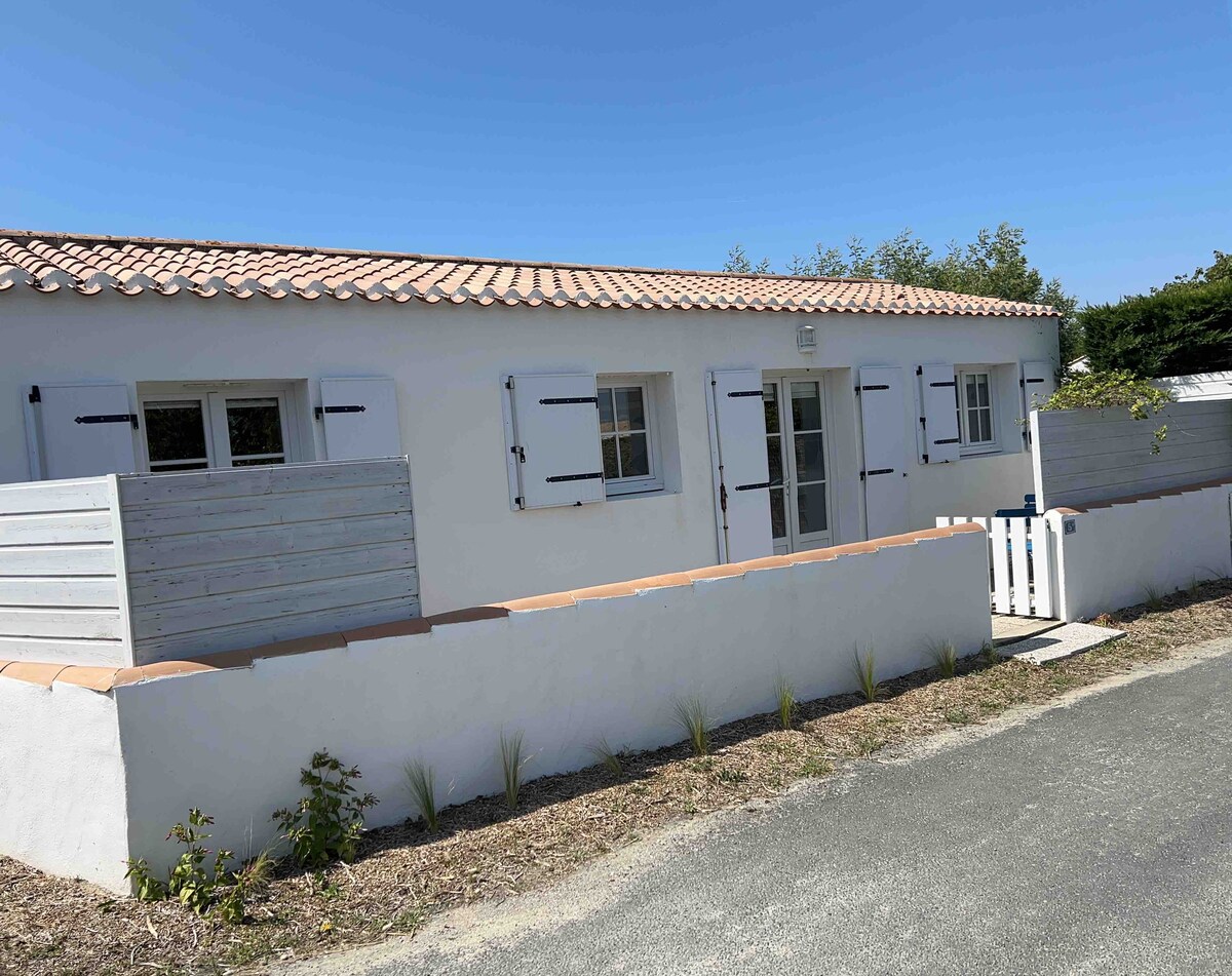 Petite maison au calme, dans une impasse