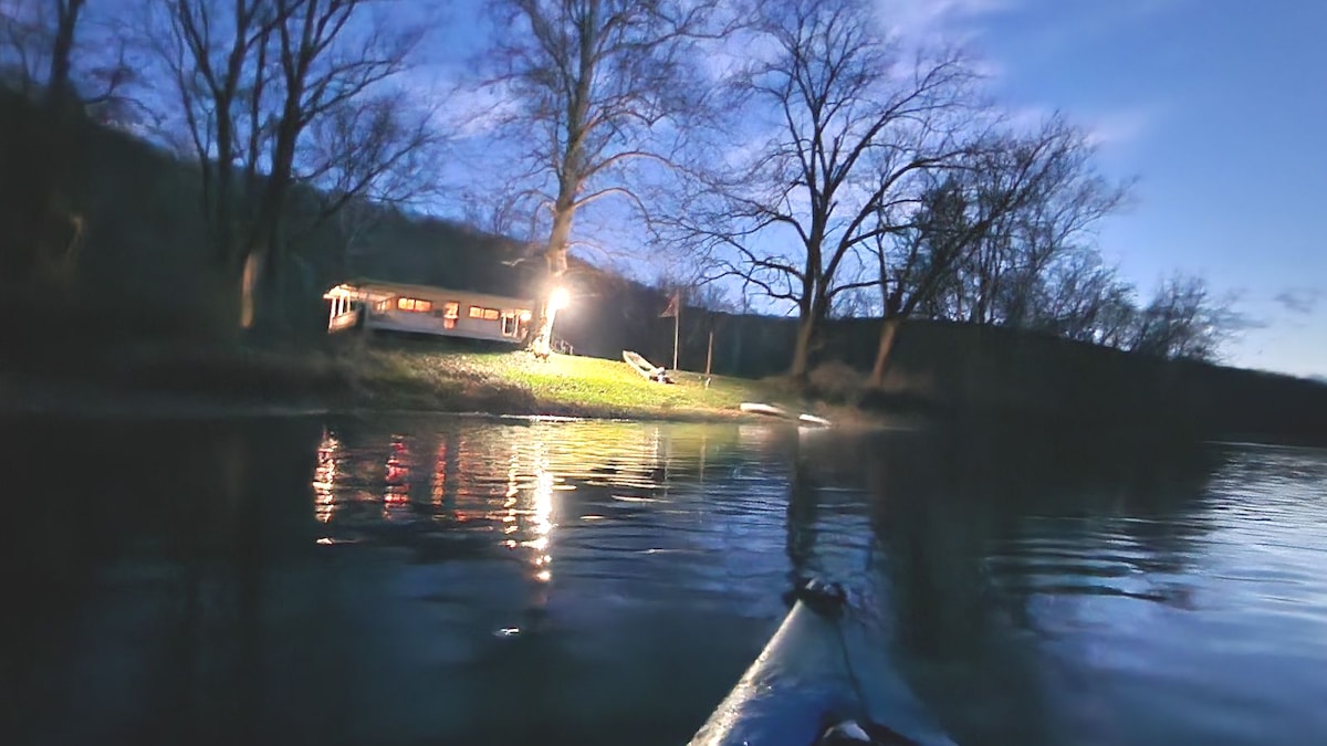 Allegheny River Island Cabin and Treehouse