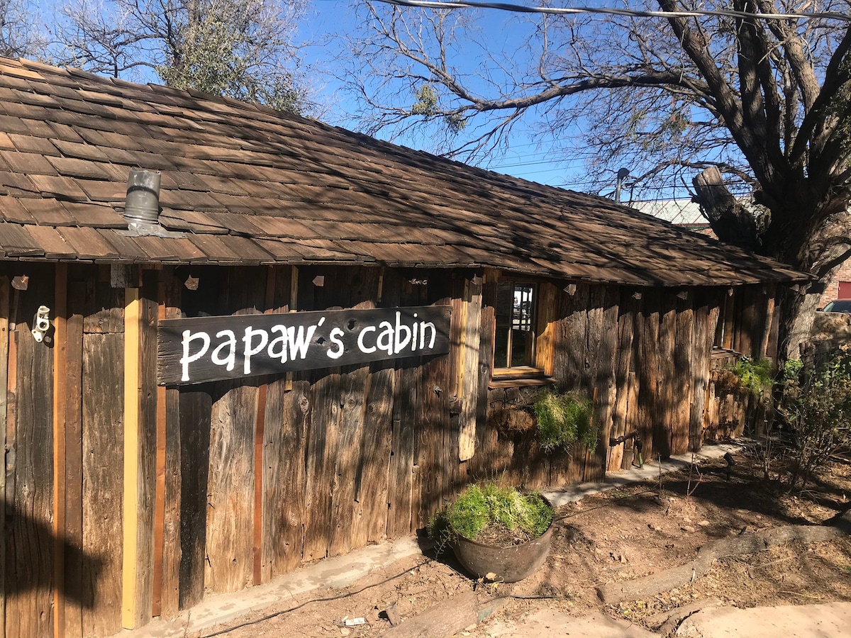 Papaw 's Cabin （手工建造的1930年代小木屋）