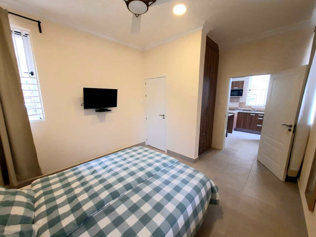 Akwaaba公寓-黄金区域全新明亮的单卧室公寓