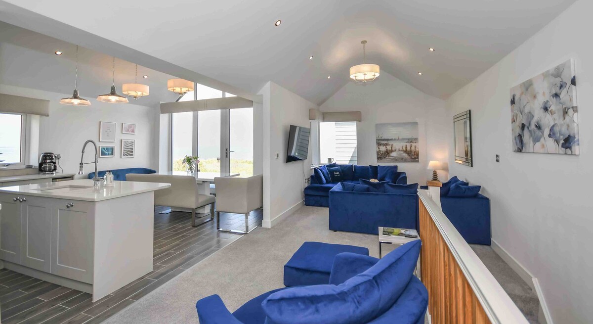 Harbour Sands - 4 Bed With Stunning Coastal Views