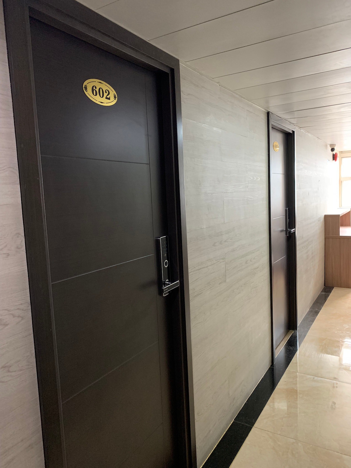 香港全新装修尖沙咀高铁站宾馆607房