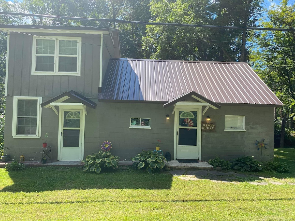 Greenbrier River Cottage