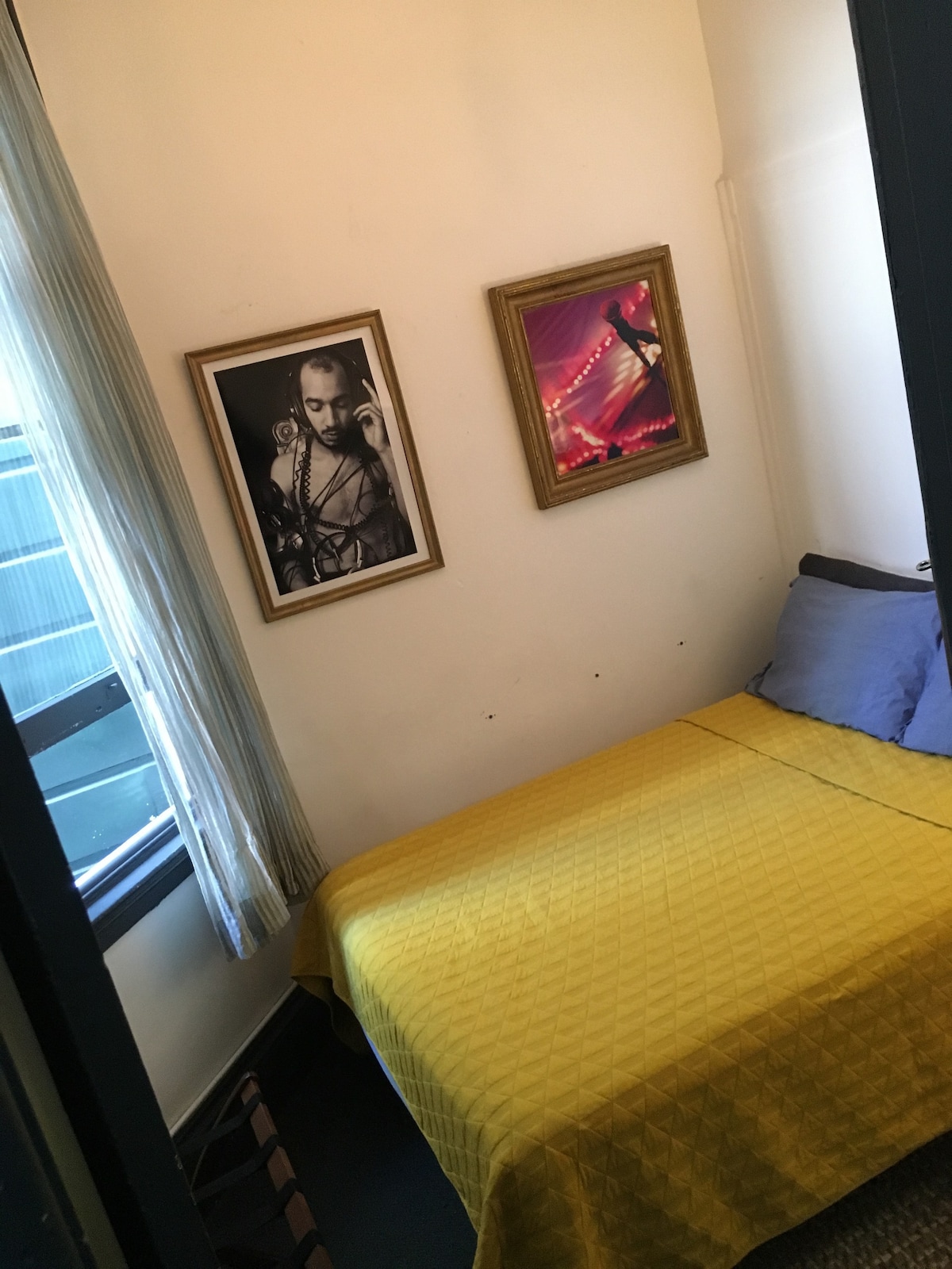 艺术家公寓的独立小房间