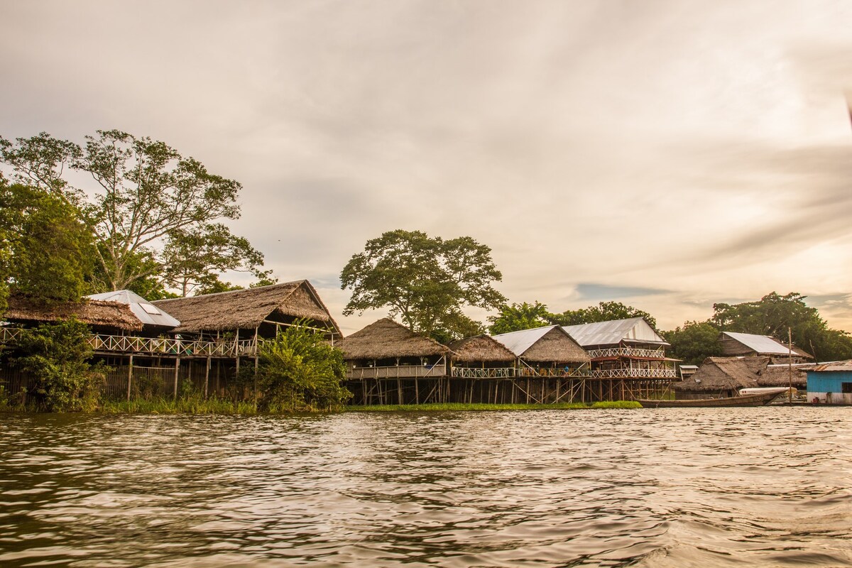 Pucallpa - Yarinacocha lake Maloka ecolodge