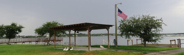 Waterfront Vacation Rental on Lake Corpus Christi
