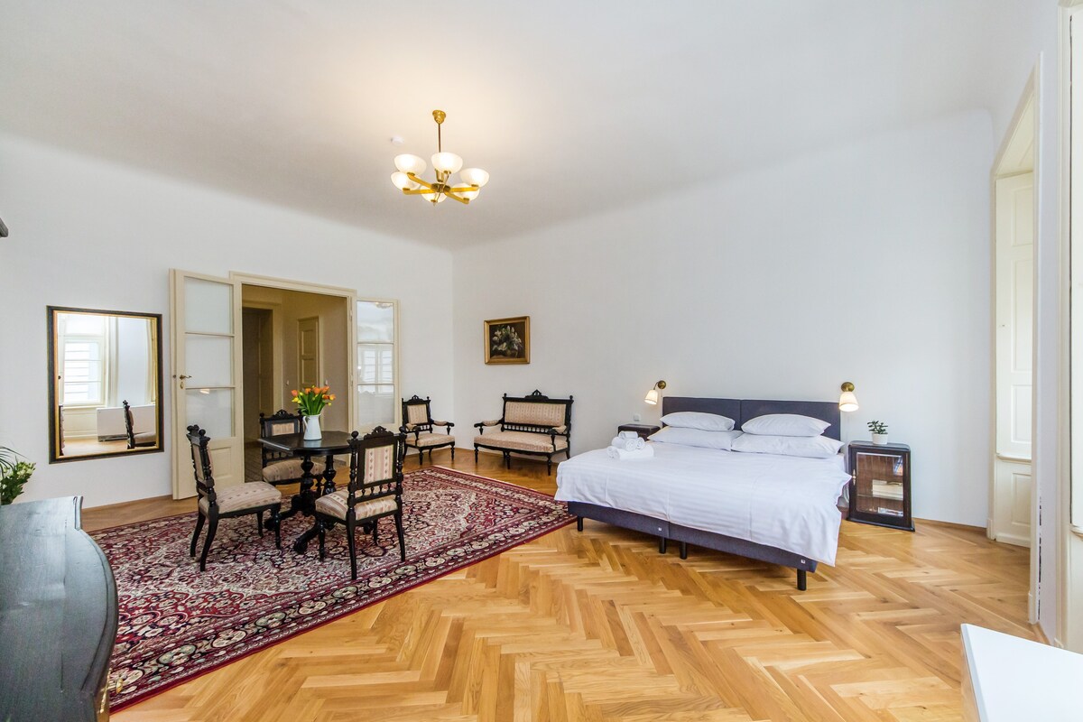 古布拉格城堡公寓