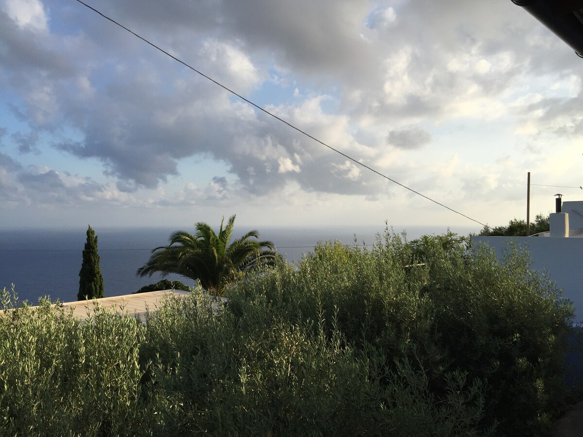 Sicily, Aeolian Islands, Salina.