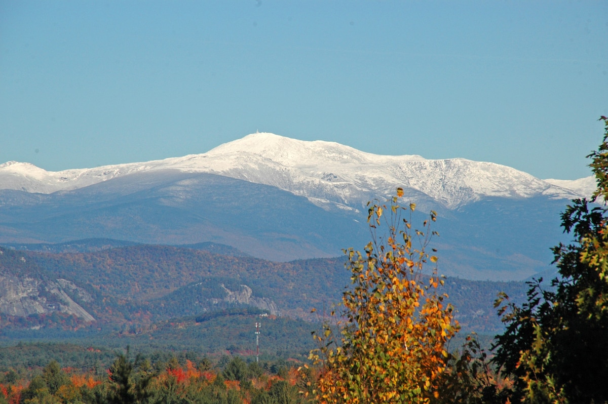 Luxury Log Cabin in Conway Mount Washington Views