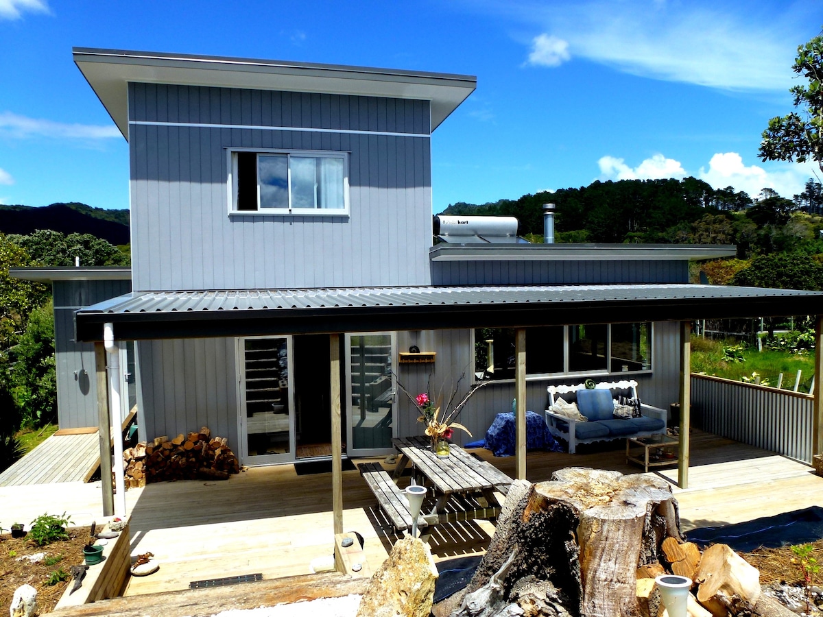 WaiOra Beach Retreat, Medlands Beach