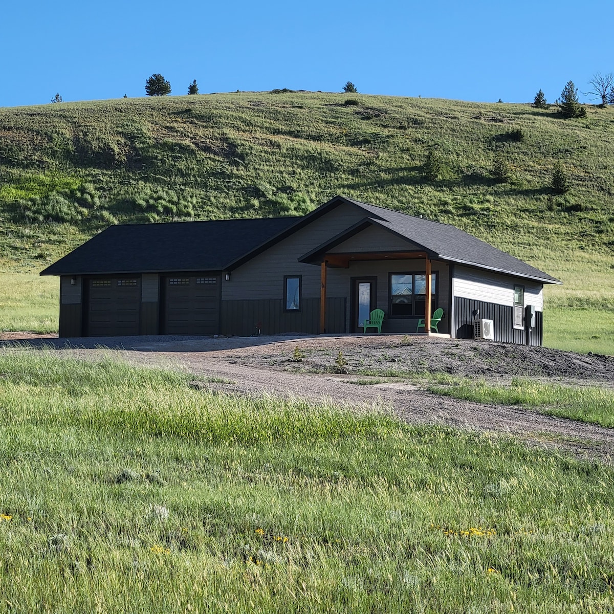 Chimney Trail Cabin with Mountain Views