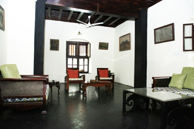 PALAT HERITAGE HOME, KERALA ( MALINI ROOM)