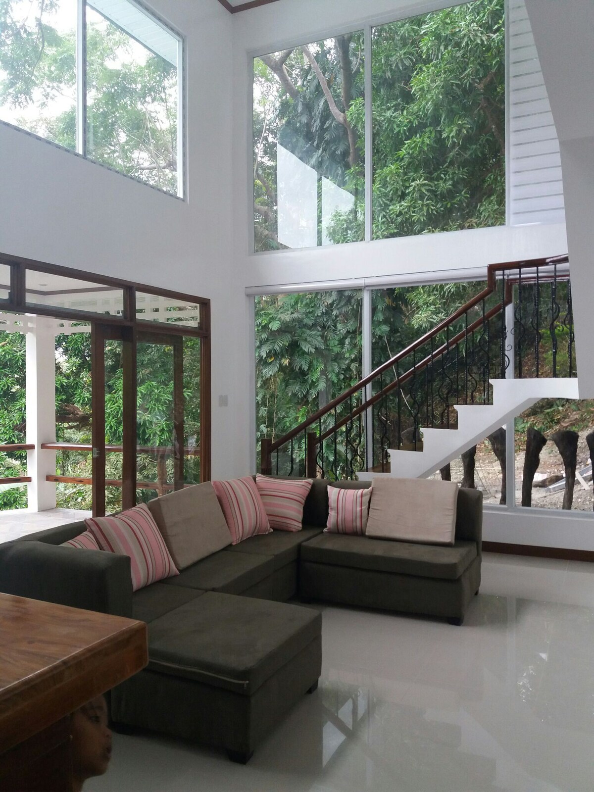 Palangan Hilltop Guest House - Tropical Retreat