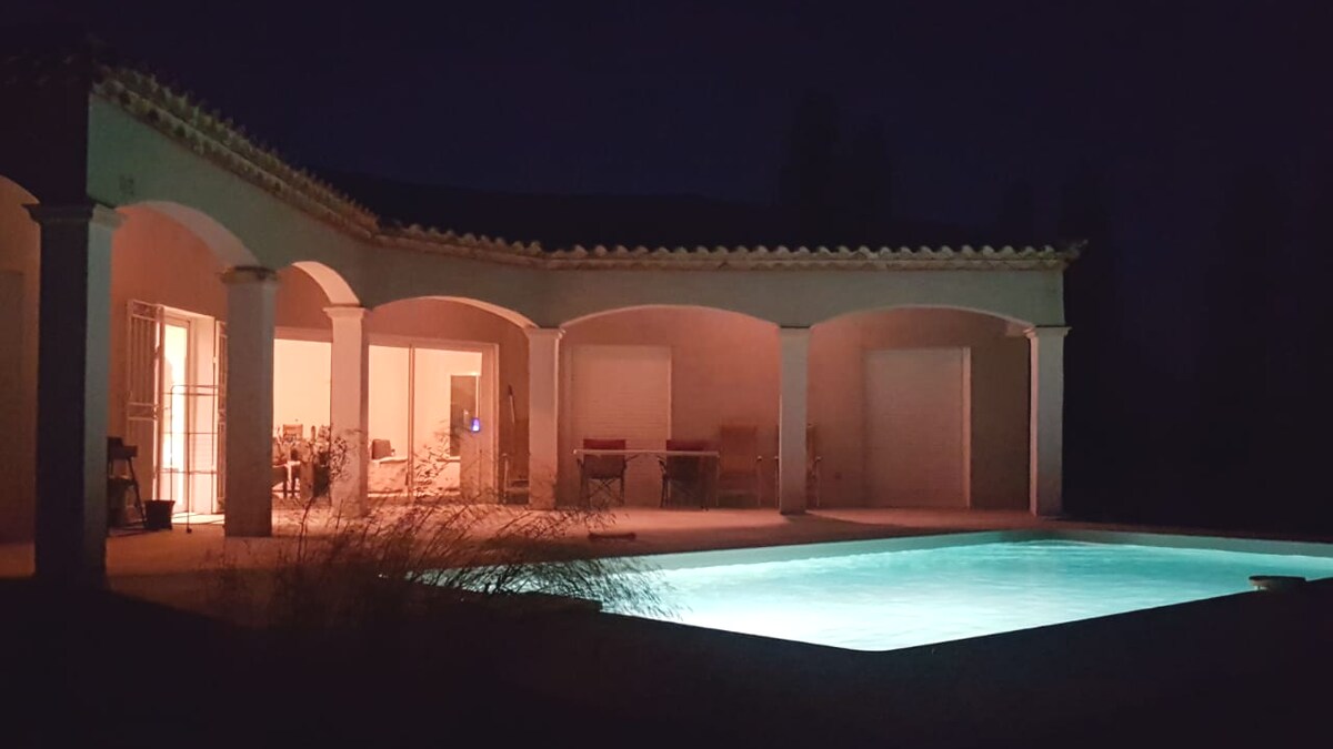 Villa entre Camargue et Provence classé 3 étoiles