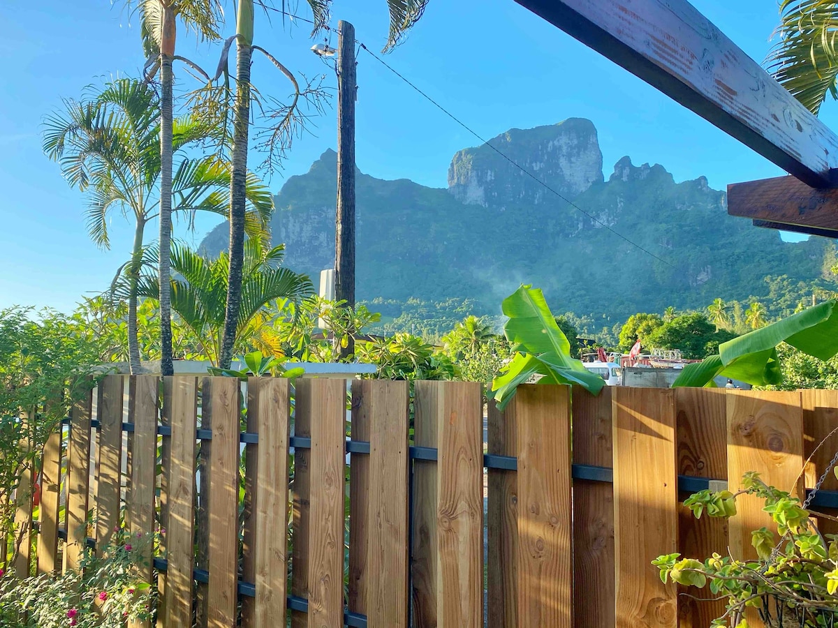 Le Fare Pergola - Lagoon and Mountain view