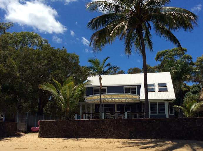 Absolute Beachfront Family Paradise