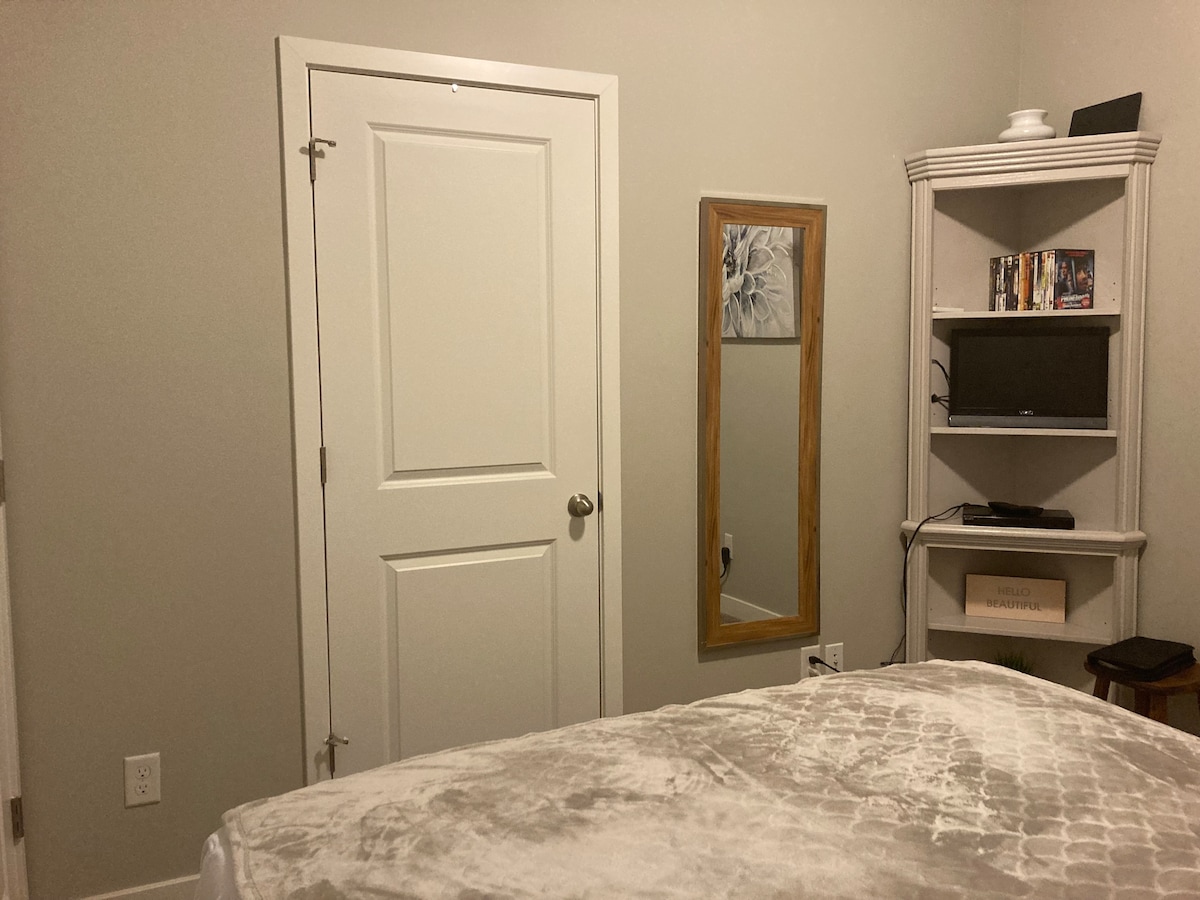 Cozy South Jordan Bedroom