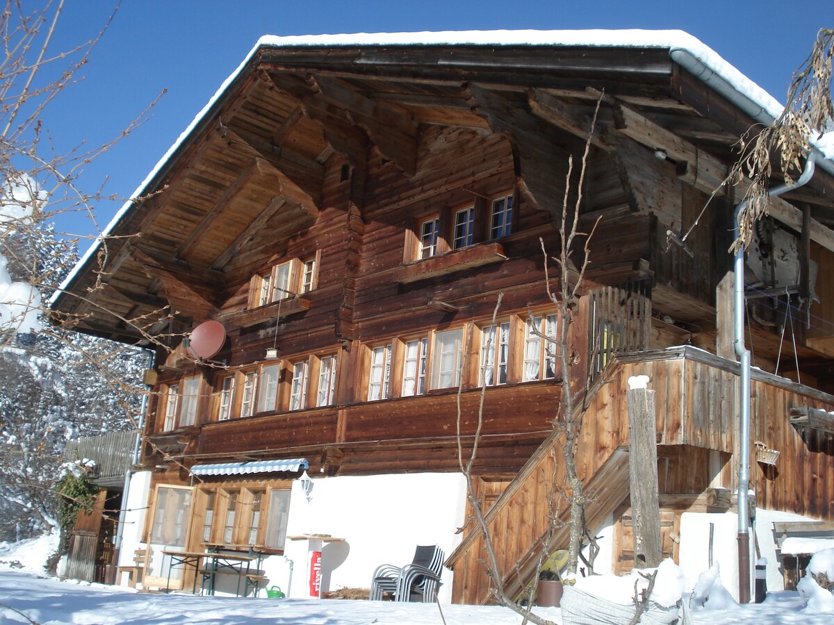 可欣赏美景的瑞士度假木屋