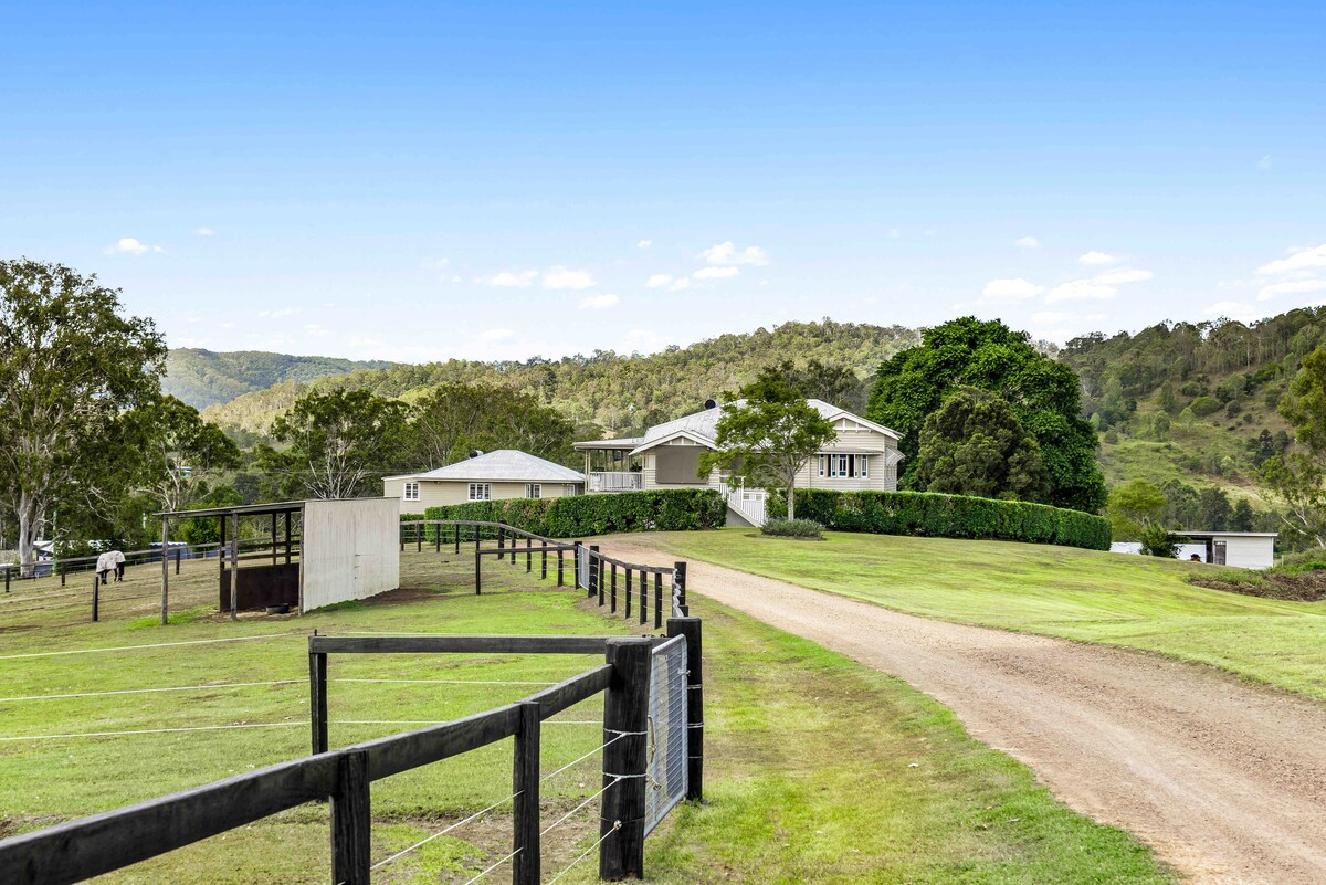 Adelong Farm House