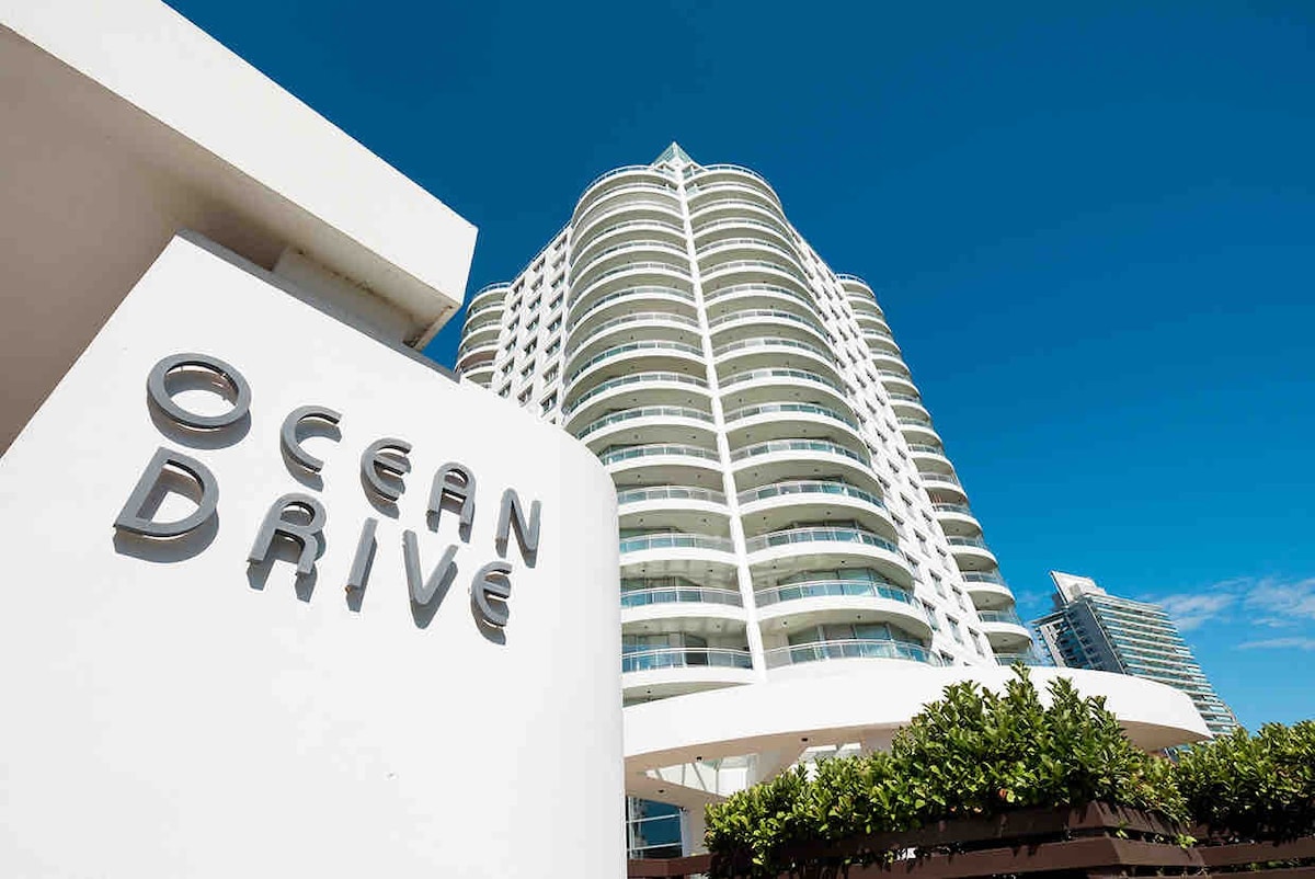 Ocean Drive, Island View, High floor/All included!