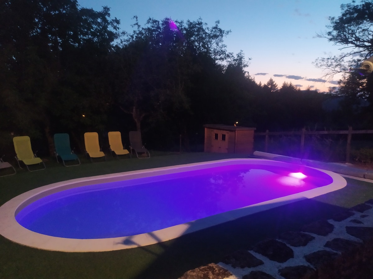 Gîte 15 personnes piscine 7 chambres 6 sdb-6wc