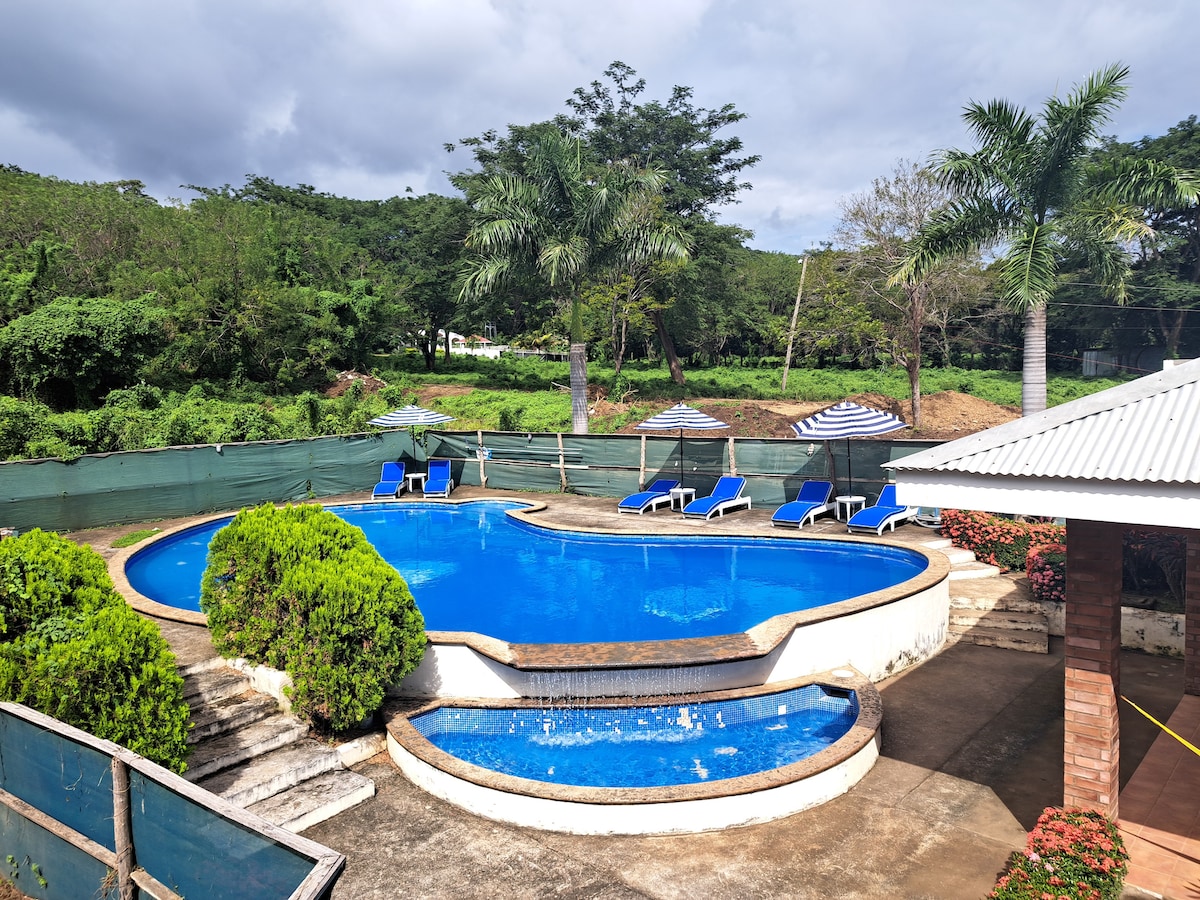 Casa Palmera | Shared pool | San Juan del Sur