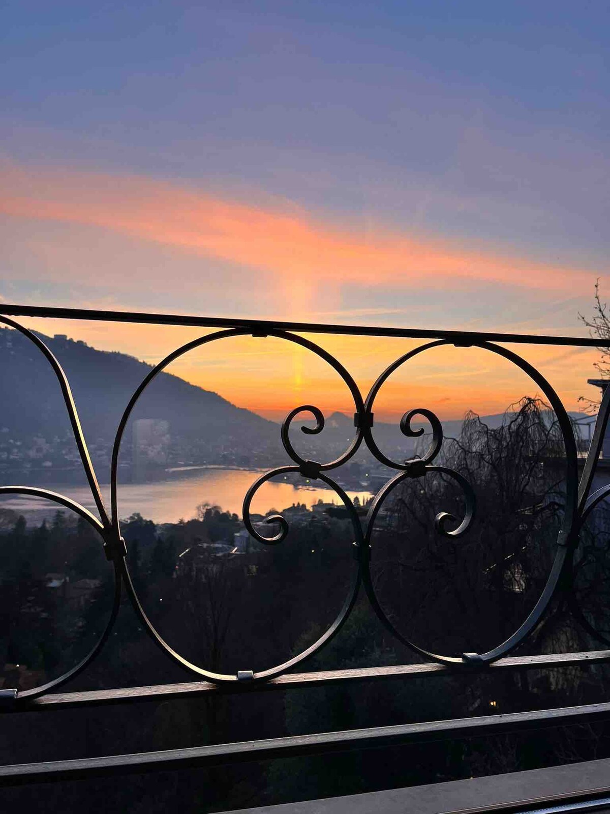 La finestra sul lago di Como