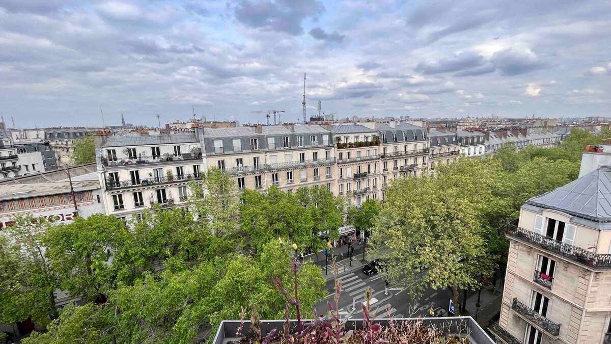 Appartement Élégant avec Vue Panoramique sur Paris