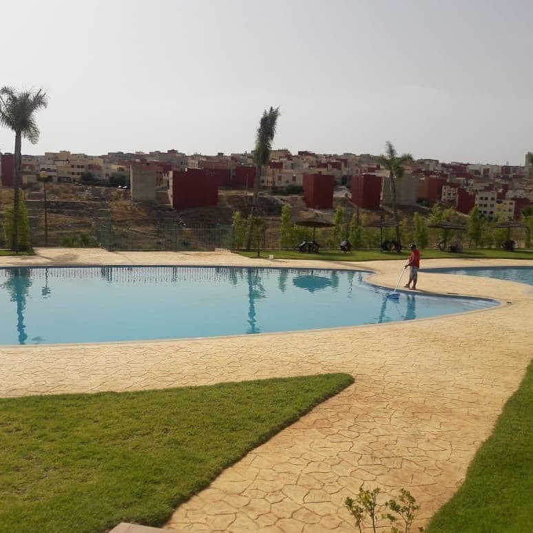 Les Jardins Riyad Toulal Meknes的Bili别墅